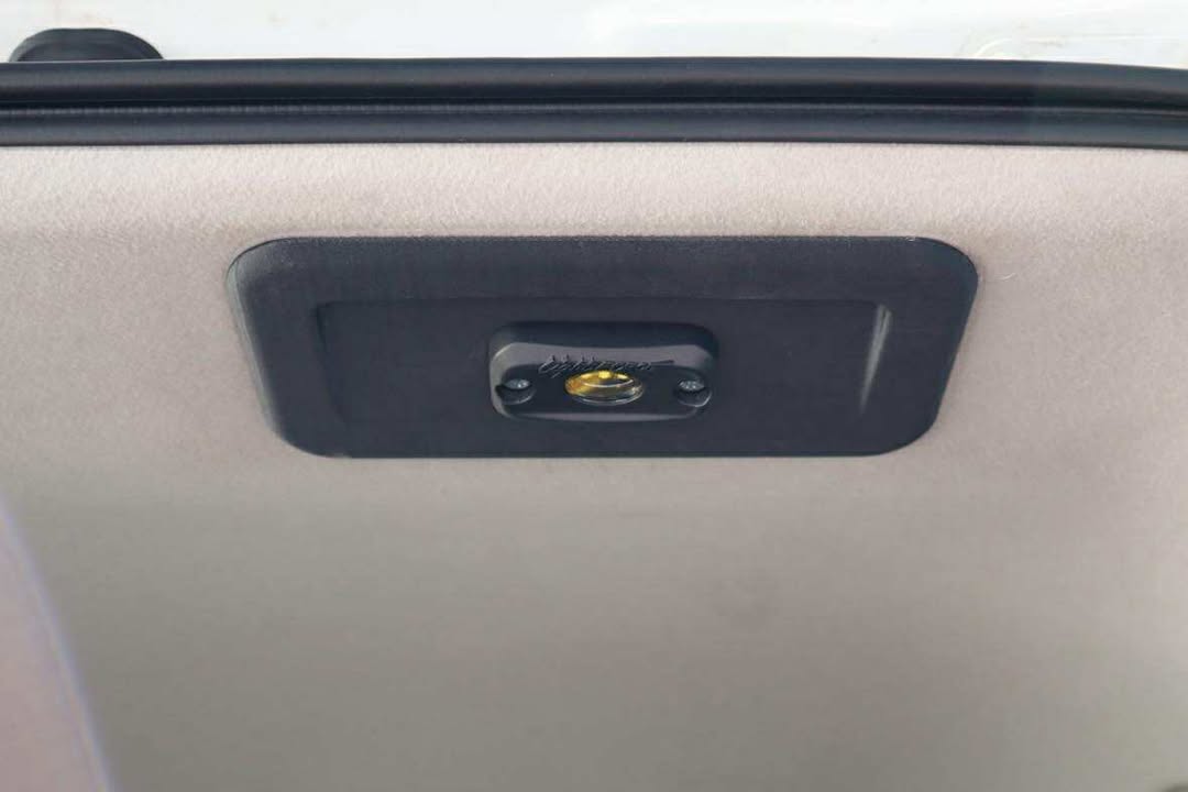 Roof panel BLANK mounting plate - Toyota Landcruiser 200 series