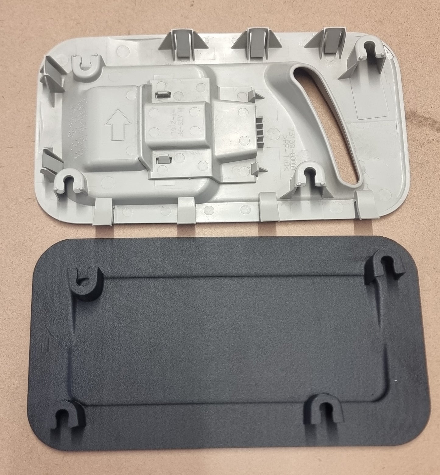 Roof panel BLANK mounting plate - Toyota Landcruiser 200 series